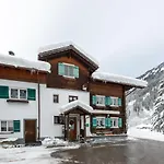 In Vorarlberg Nahe Skigebiet Montafon Apartament St. Gallenkirch