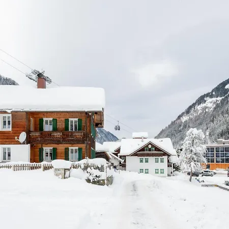 In Vorarlberg Nahe Skigebiet Montafon Apartman *