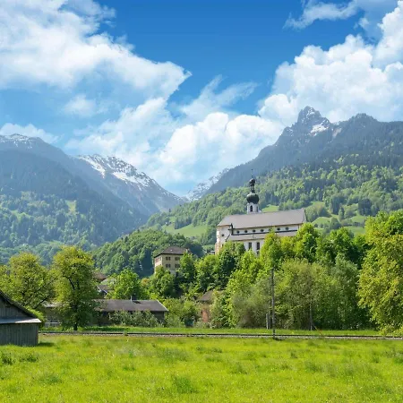 Holiday home Comfortable With Garden In Voralberg Sankt Gallenkirch